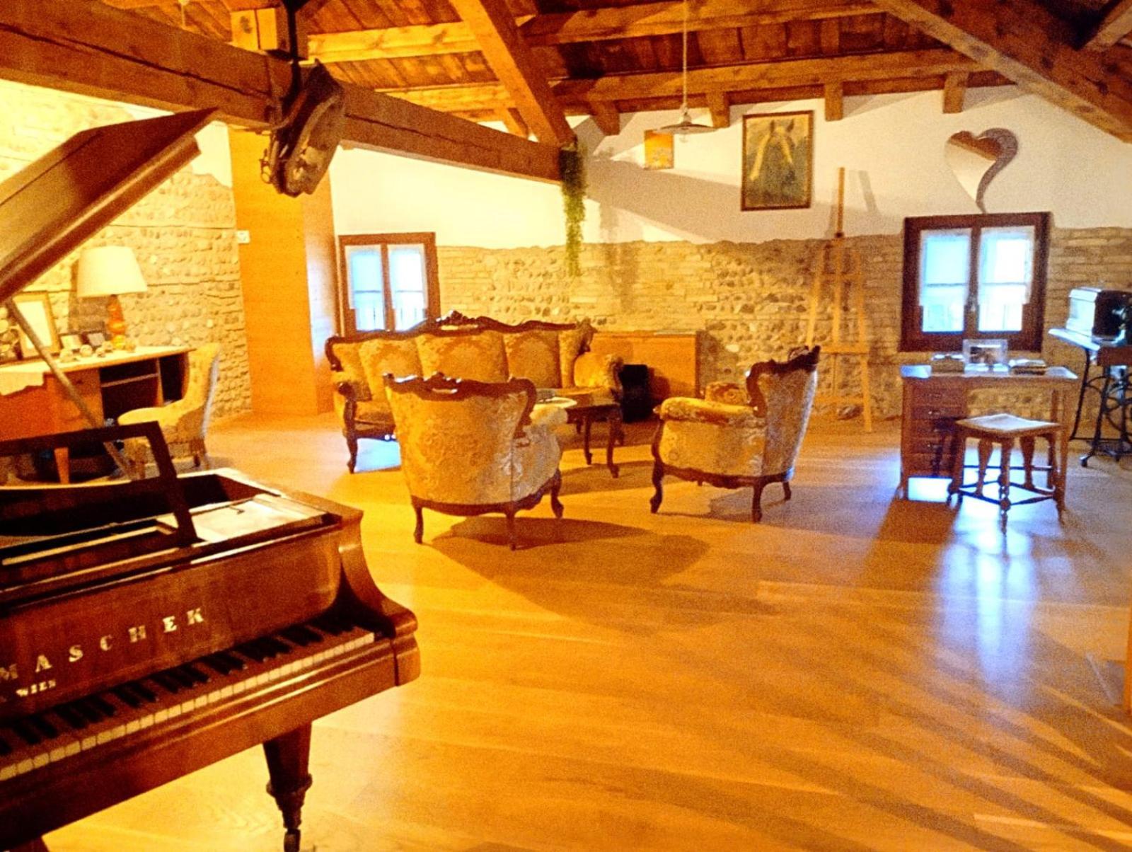 La Regina Del Bosco Rivignano Exterior foto
